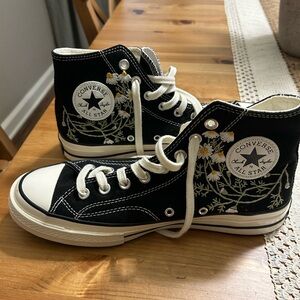Custom converse high tops. Women’s 11 men’s 9